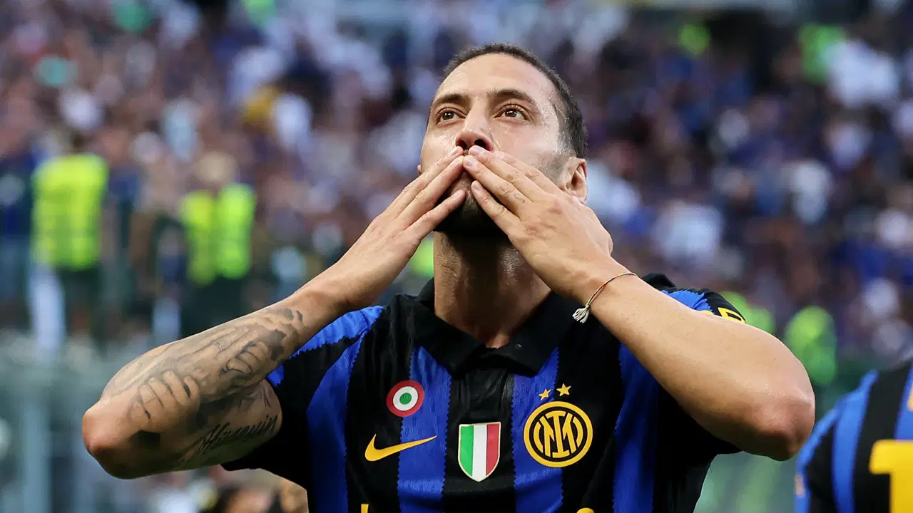 Hakan Çalhanoğlu Inter'de Son Sezonunda mı