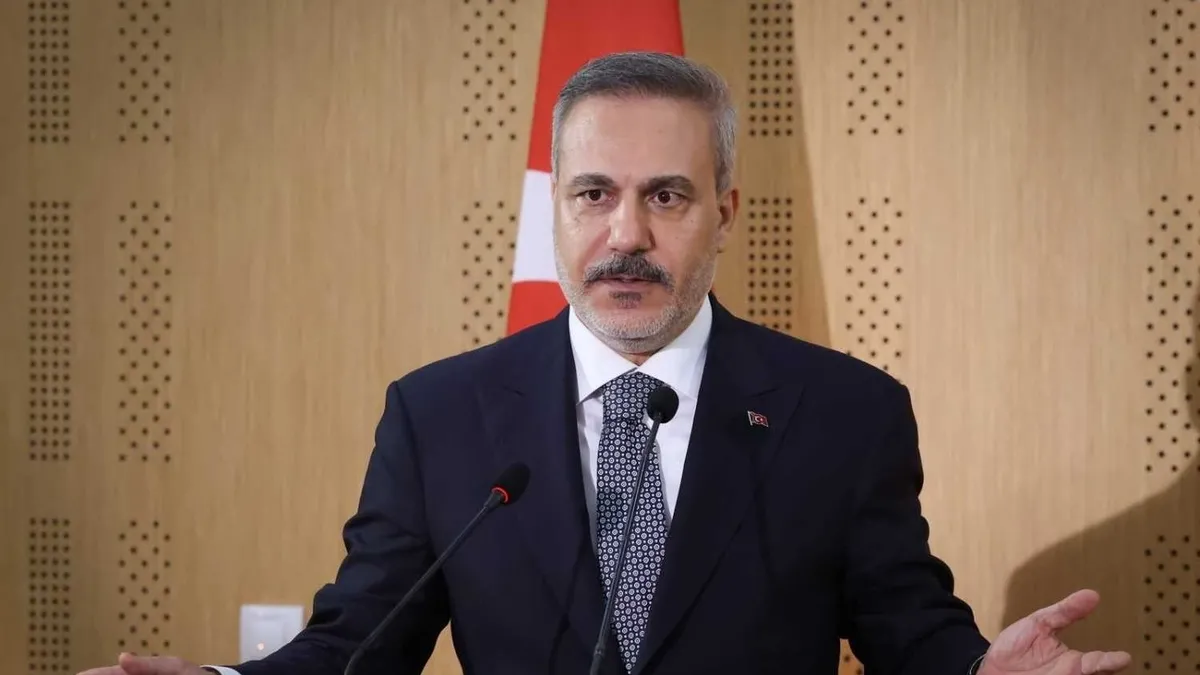 Hakan Fidan'dan YPG'nin feshedilmesine ilk yorum: 'Adımlarımızın tamamlayıcısı