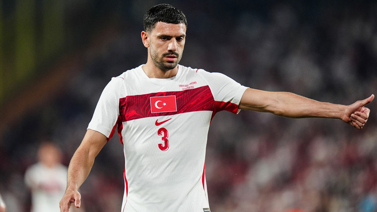 Hakan Safi, Merih Demiral ile anlaştığını duyurdu