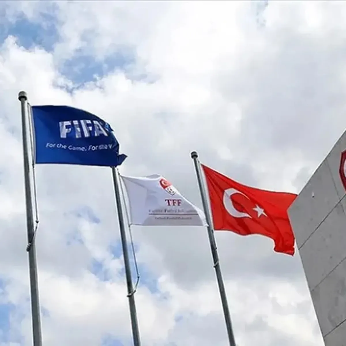 Hakemler Derneği İstanbul Şubesine fesih davası: "Söz dinleyen" ve "diğerleri" diye fişlemişler