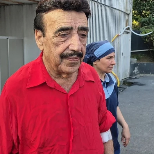 Hakkı Bulut sahnede fenalaştı: İlk açıklama geldi