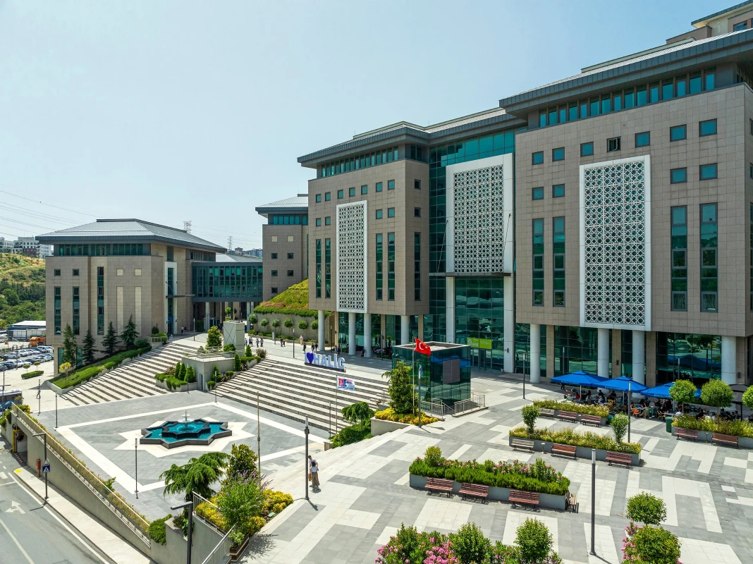 Haliç Üniversitesi Rektörü: Yapay zeka çağında meslek seçimi yarının dünyasına göre yapılmalı