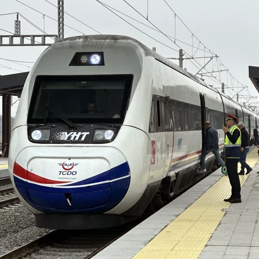 Halkalı-Kapıkule Hızlı Tren Hattı'nda İlk Sefer: Yolcular Memnun