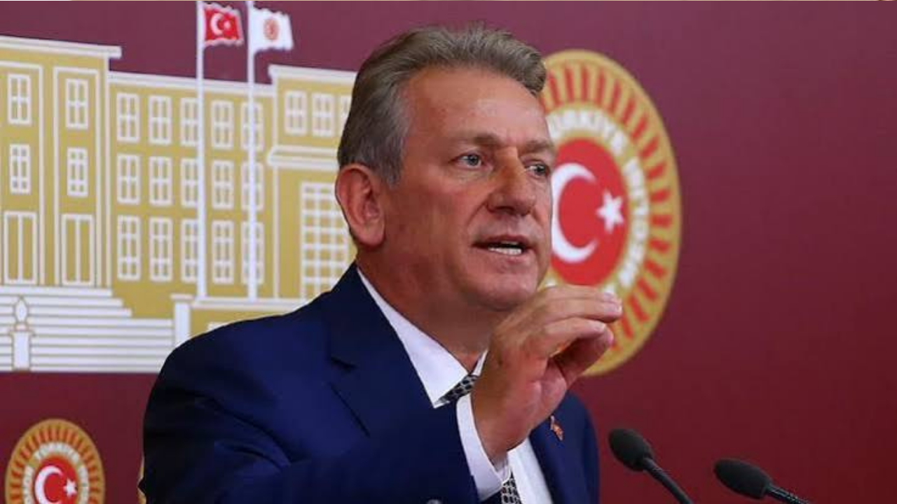 CHP'li Haluk Pekşen Hayatını Kaybetti: Hastalığı ve Yaşamı