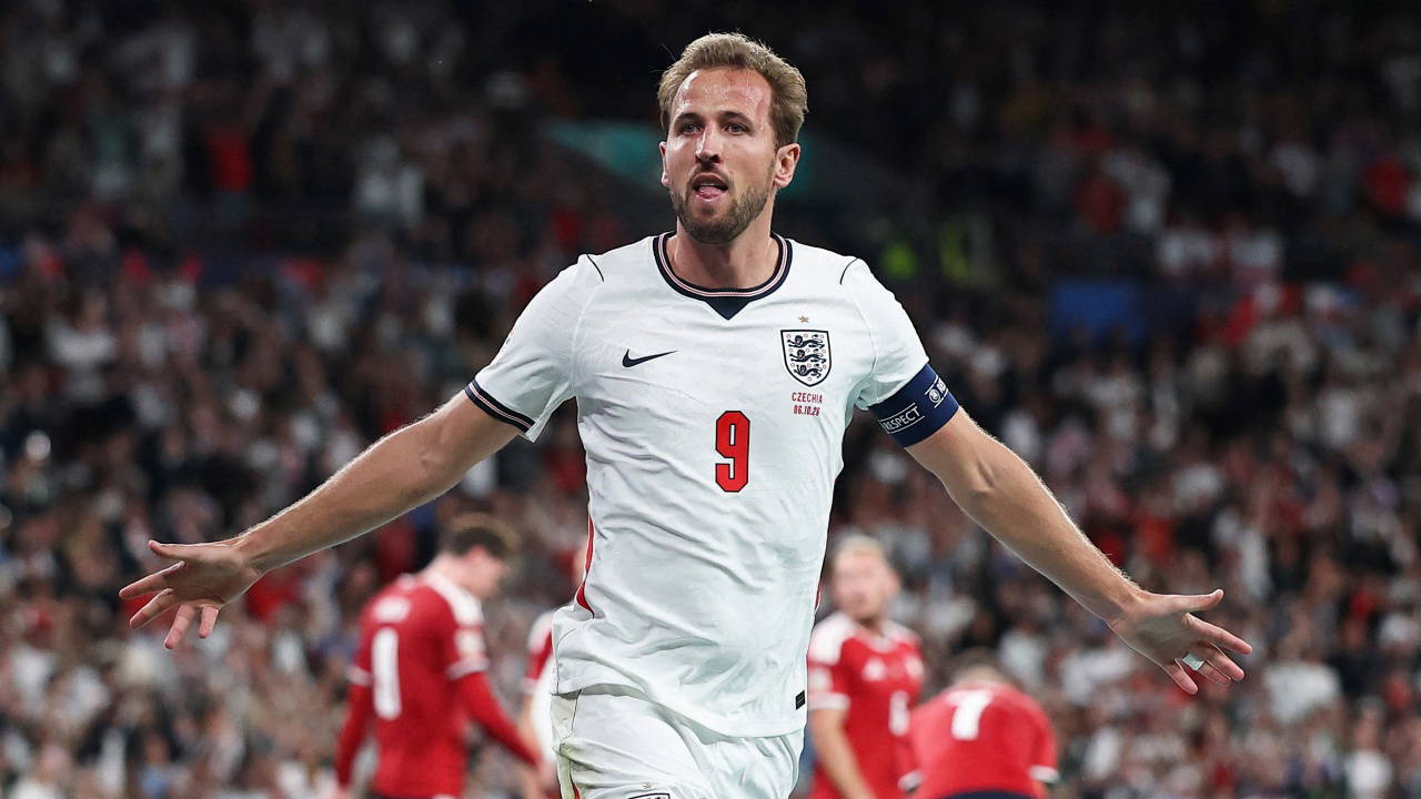 Harry Kane rekoru egale etti: İngiltere 3-0 Çekya