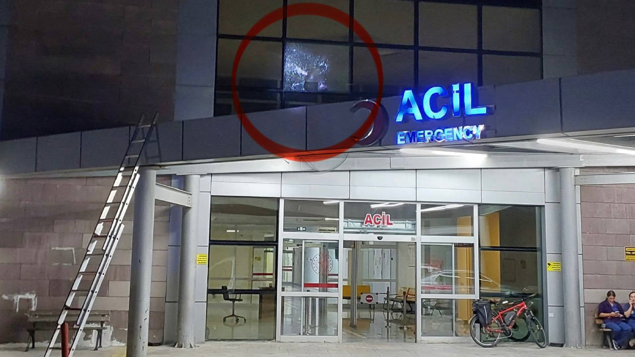 Hastaneye Kurşun İsabet Etti: 'Silahı Deniyordum' Diyen Şüpheli Gözaltında