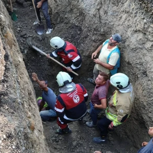 Hatay Arsuz'da Altyapı Göçüğü: Bir İşçi Yaralandı