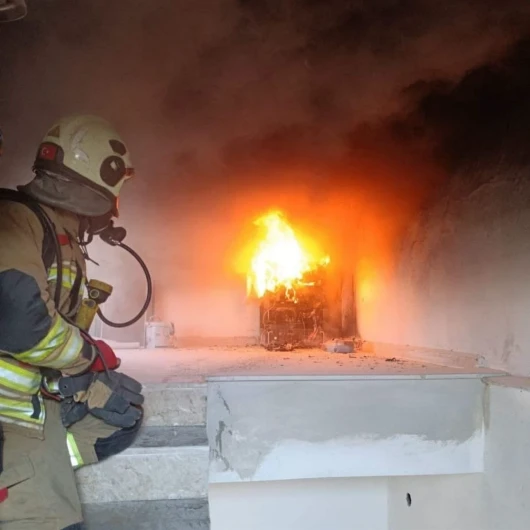 Hatay Arsuz'da Güneş Enerjisi Aküleri Alev Alev Yandı