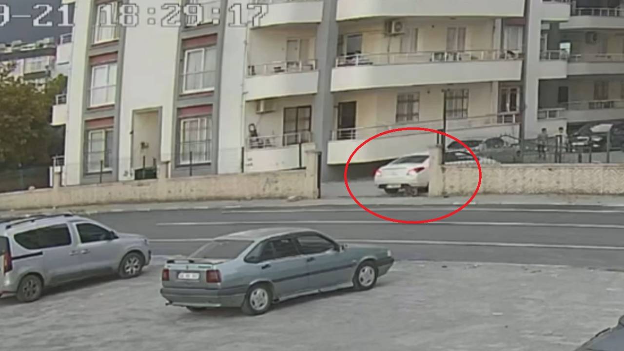 Hatay Payas'ta geri manevra faciası: 4 yaşındaki çocuk ağır yaralandı