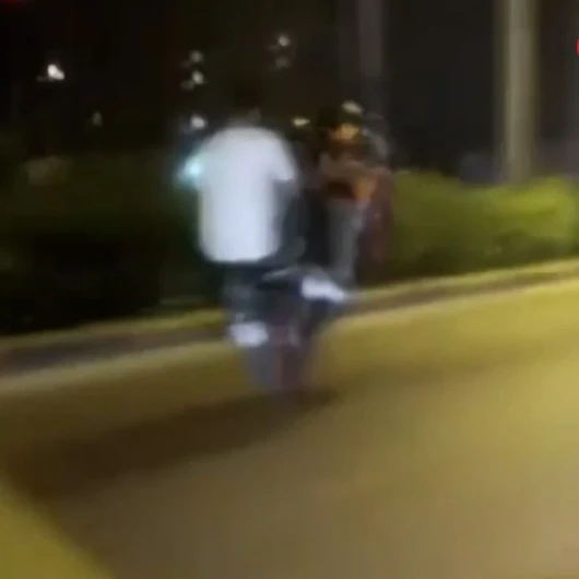Hatay'da Sosyal Medya Şovu Uğruna Trafiği Tehlikeye Attılar