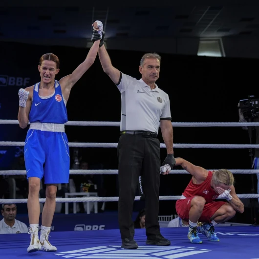 Hatice Akbaş Avrupa Boks Şampiyonası'nda Finalde