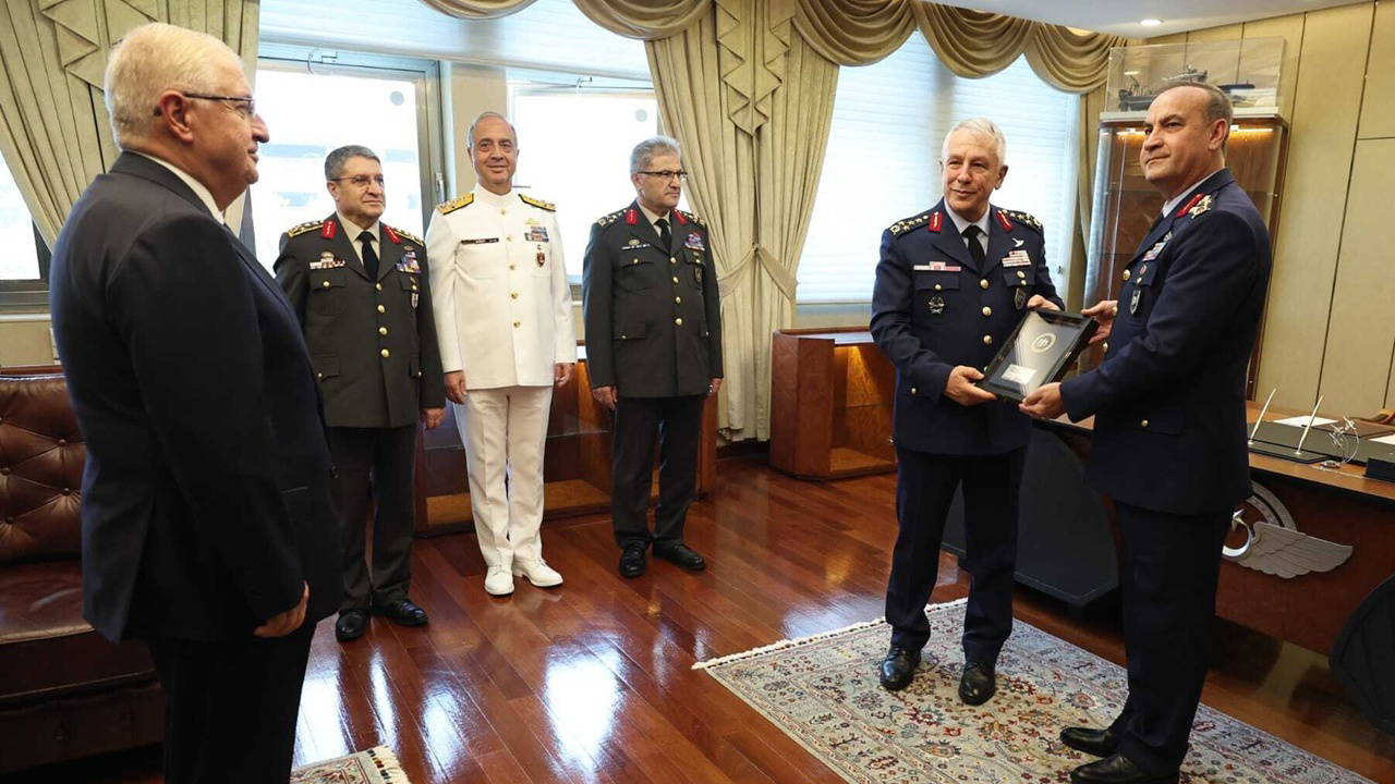 Hava Kuvvetleri'nde Devir Teslim: Orgeneral Dalkıran Göreve Başladı