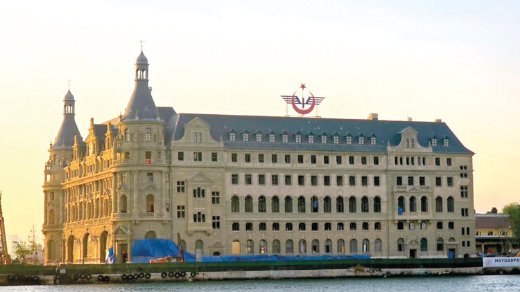 Haydarpaşa Garı'nda Restorasyon: 3 Cephe Tamamlandı