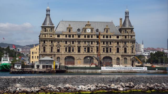 Haydarpaşa Garı'nın restorasyonu tamamlanma aşamasında
