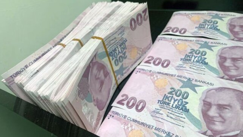 Hazine temmuz-eylül döneminde 1,5 trilyon TL borçlanacak