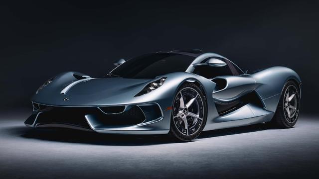 Hennessey Blackbird: 850 Beygirlik Uçak Gibi Hiper Otomobil