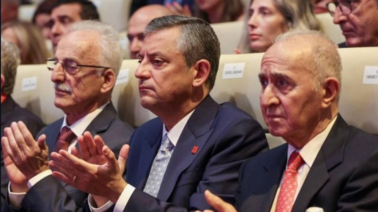 Hikmet Çetin'den Özgür Özel'e açık destek: ‘Partinin seçilmiş genel başkanı’