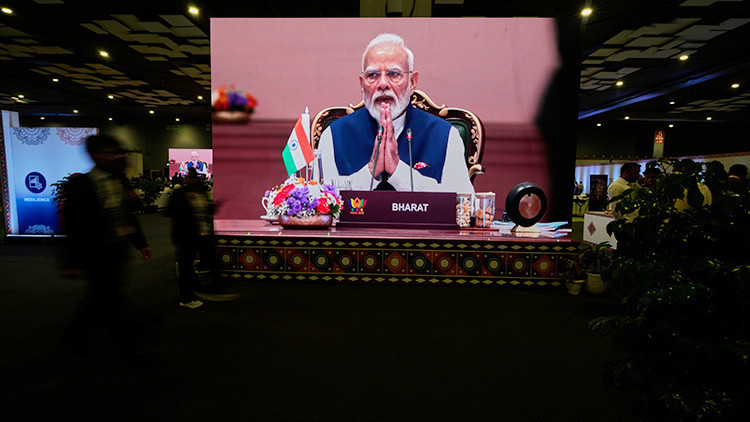 Hindistan Başbakanı Modi'den BRICS'e Güven Mesajı