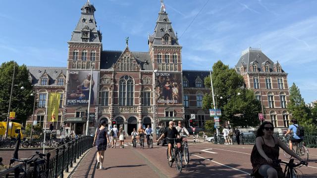 Hollanda'da 8 Bölgede Kırmızı Kod: Sıcaklık 40°C'yi Bulacak