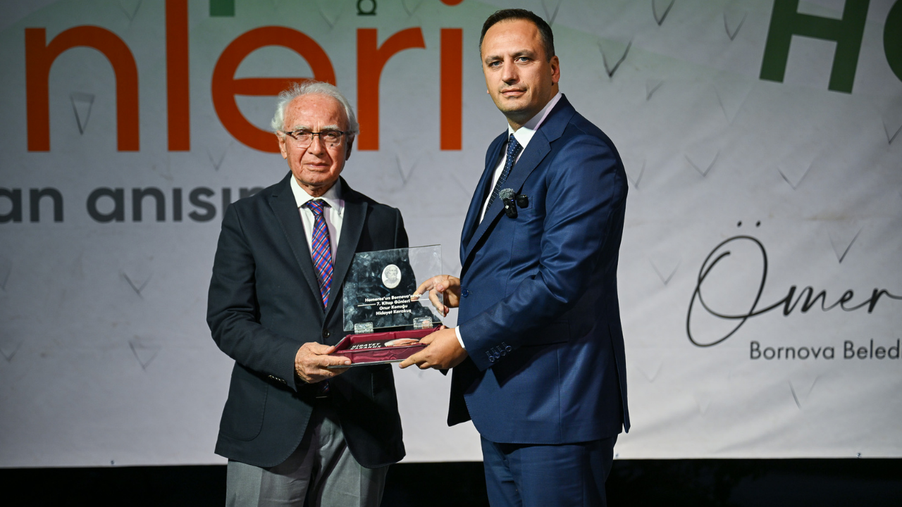 Homeros Kitap Günleri sona erdi: Binlerce kitapsever bir araya geldi