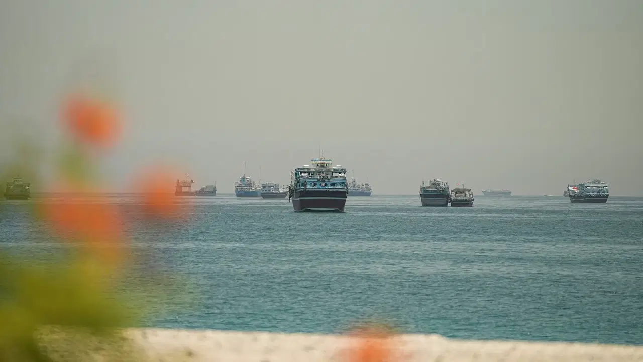 Hürmüz Boğazı'nda deniz mayını alarmı