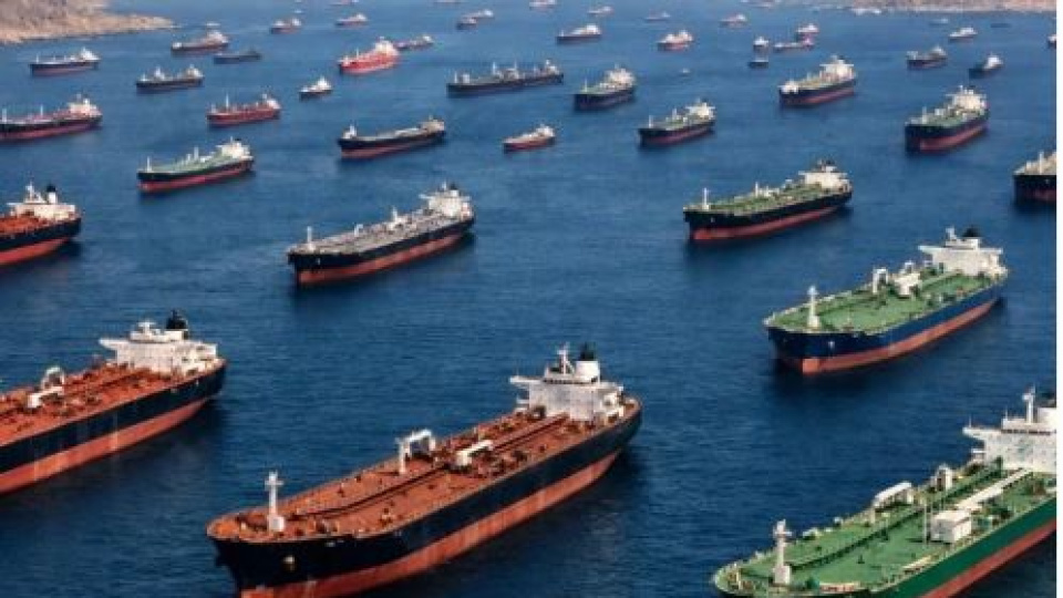 Hürmüz Boğazı'nda günlük gemi geçişinde rekor seviye