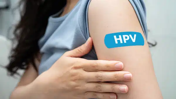 HPV Aşısı İngiltere'de Rahim Ağzı Kanserini Tarihe Gömdü