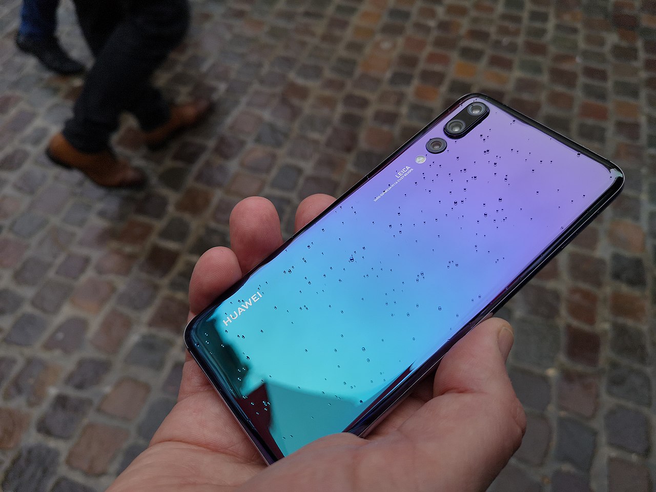 Huawei Mate 90'a 3nm Kirin İşlemci: iPhone 18'e Rakip