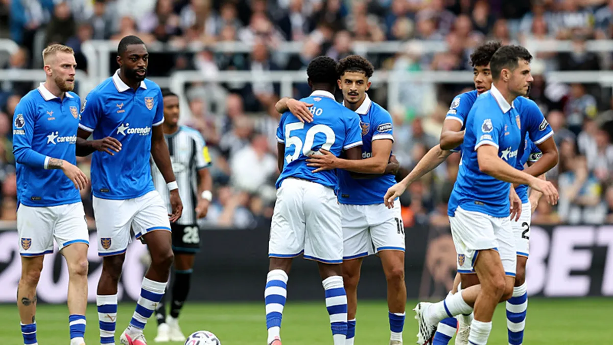 Hull City, Newcastle United'a 2-1 Yenilerek Sezonun İlk Mağlubiyetini Aldı