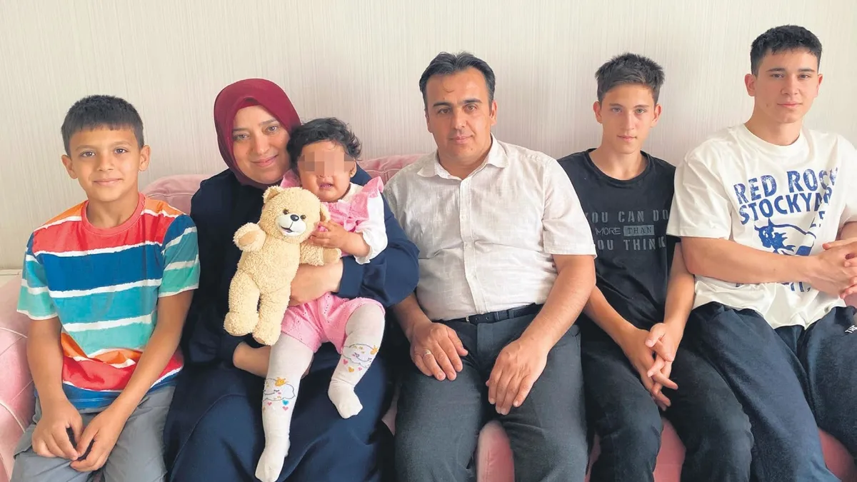 Hüma evimize neşe getirdi: 5 çocuklu koruyucu aile mutluluğu