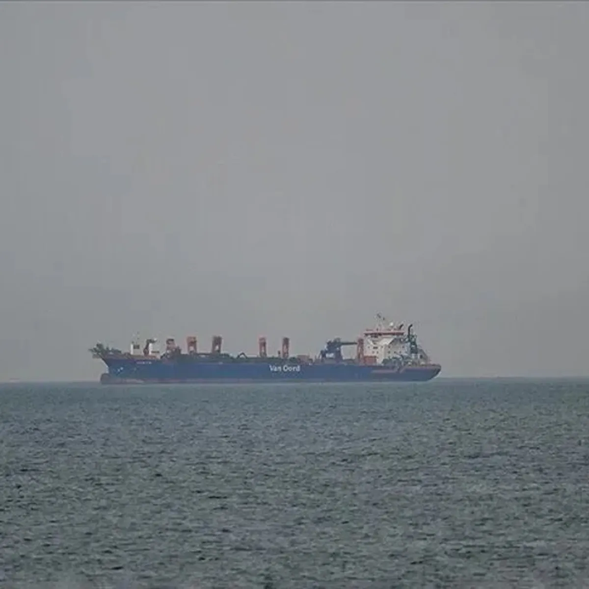 Hürmüz Boğazı'nda petrol tankerinde patlama: Gerilim tırmanıyor