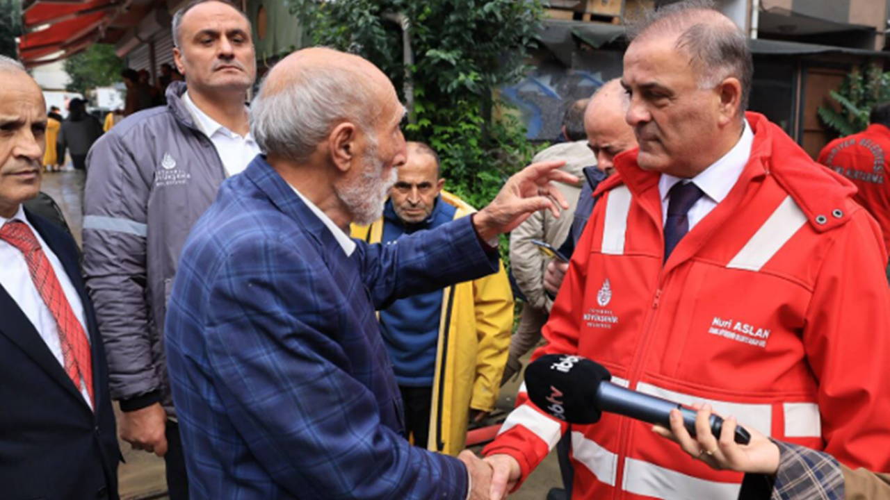 İBB Başkanvekili Aslan, sel bölgesi Ayazağa'da inceleme yaptı
