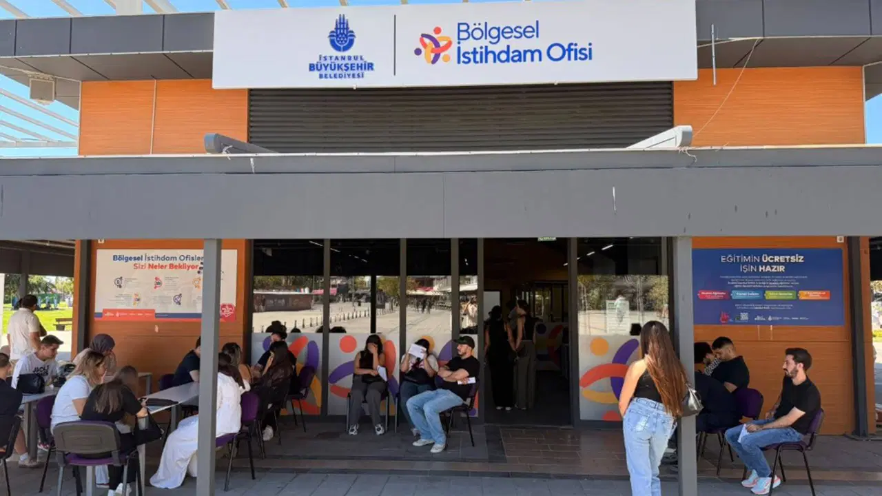 İBB Bölgesel İstihdam Ofisi'nden 6 yılda 310 bin kişiye iş imkanı
