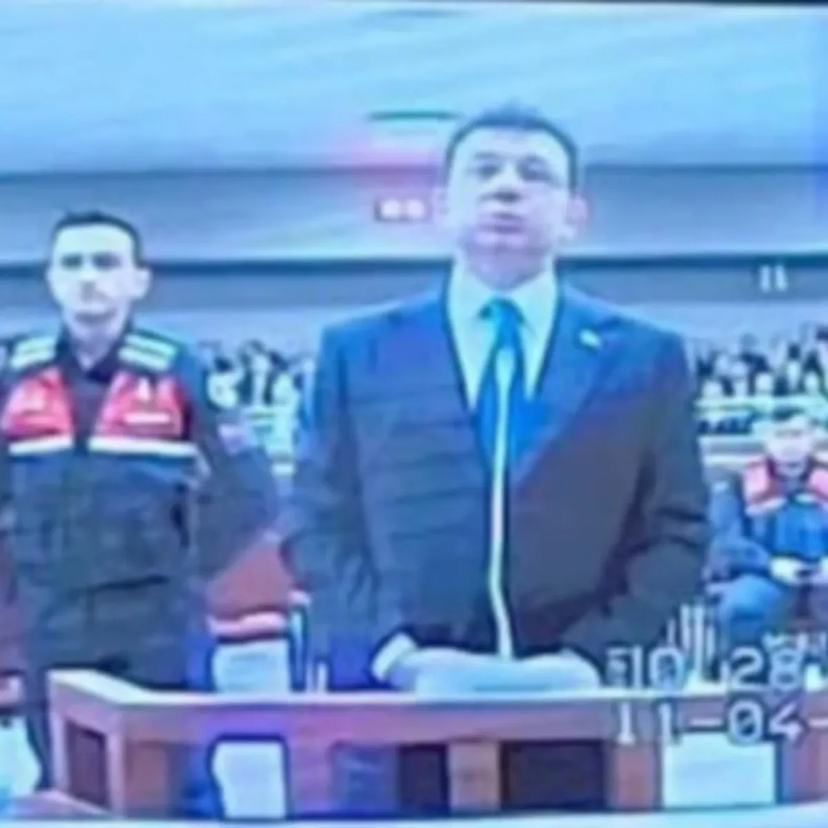 İBB Davasında Gerginlik: İmamoğlu Duruşma Salonundan Çıkarıldı