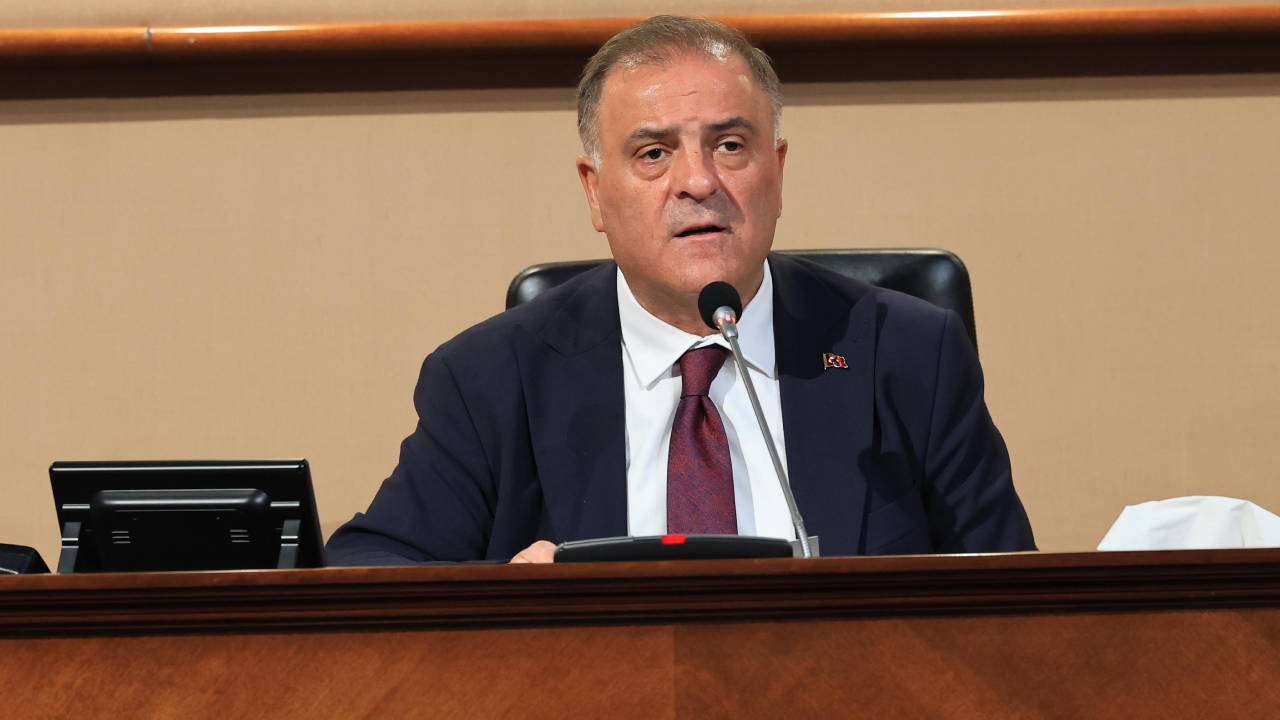İBB'den Öğrencilere Destek Çağrısı: 'Oy Birliğiyle Geçirelim