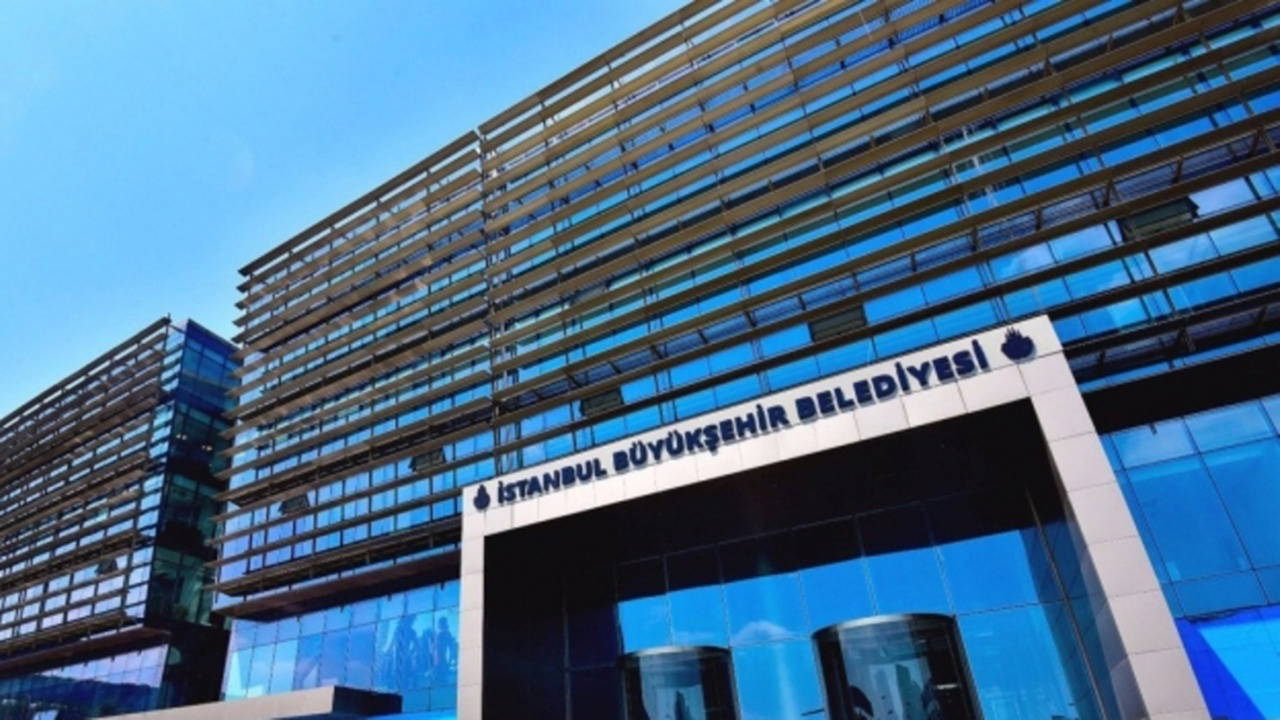 İBB'nin Saraçhane binasına Vakıflar talip oldu