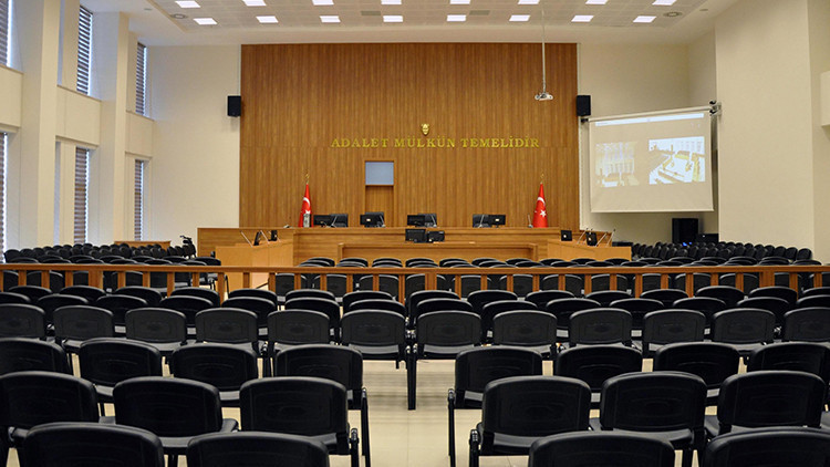 İBB yolsuzluk davasında jandarmalara soruşturma: Pankart gerekçesi