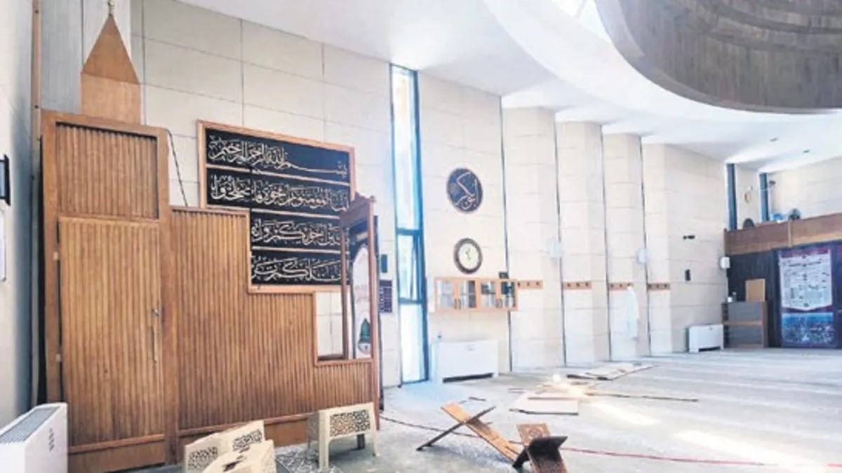 İBB'nin erken açtığı camide tavan çöktü: Yaz Kur'an kursundaki çocuklar son anda kurtuldu