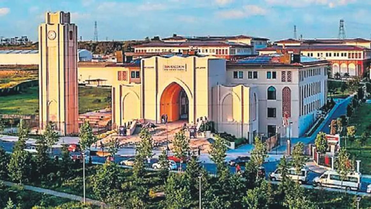 İbn Haldun Üniversitesi'nde 'Dumansız Kampüs' Dönemi Başladı