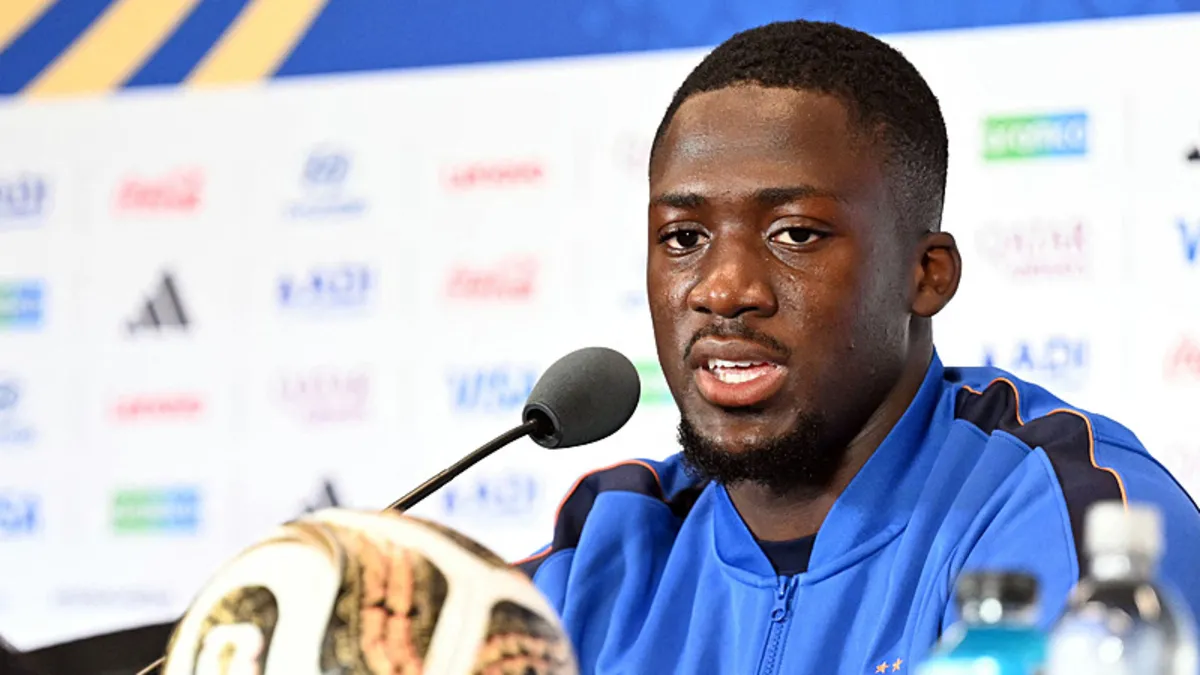 Ibrahima Konate: Fransa, İngiltere Maçına Ciddiyetle Hazırlanıyor