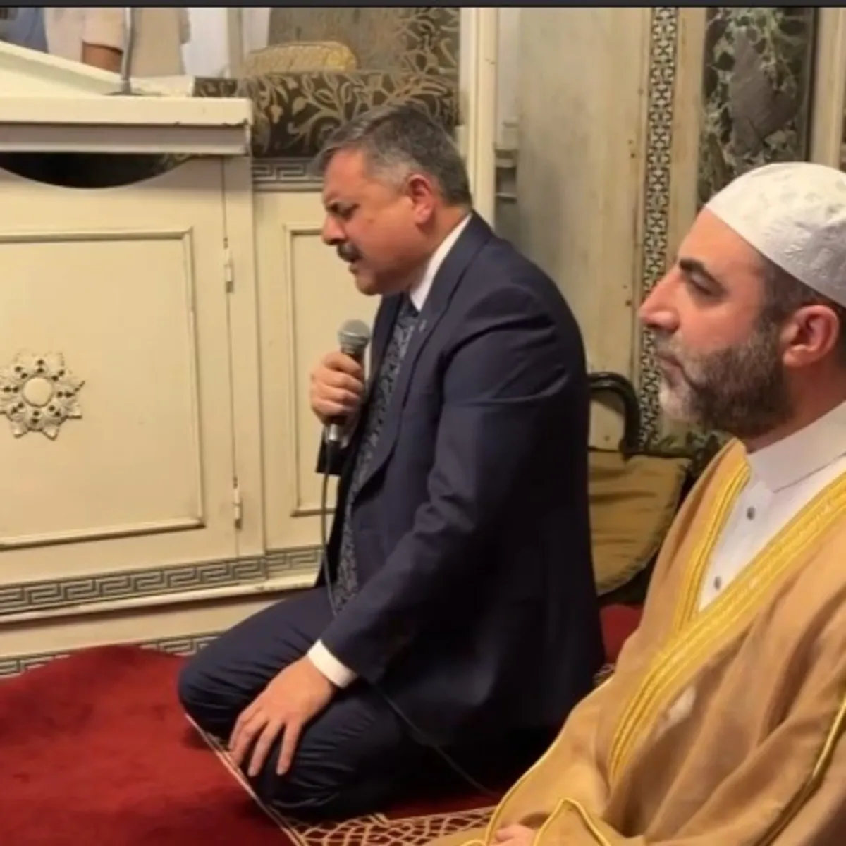 İçişleri Bakanı Çiftçi, Şam'daki Emevi Camii'nde Kur'an okudu