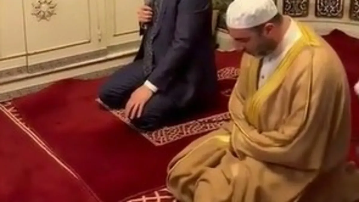 İçişleri Bakanı Mustafa Çiftçi, Suriye ziyaretinde Emevi Camii'nde Kur'an okudu