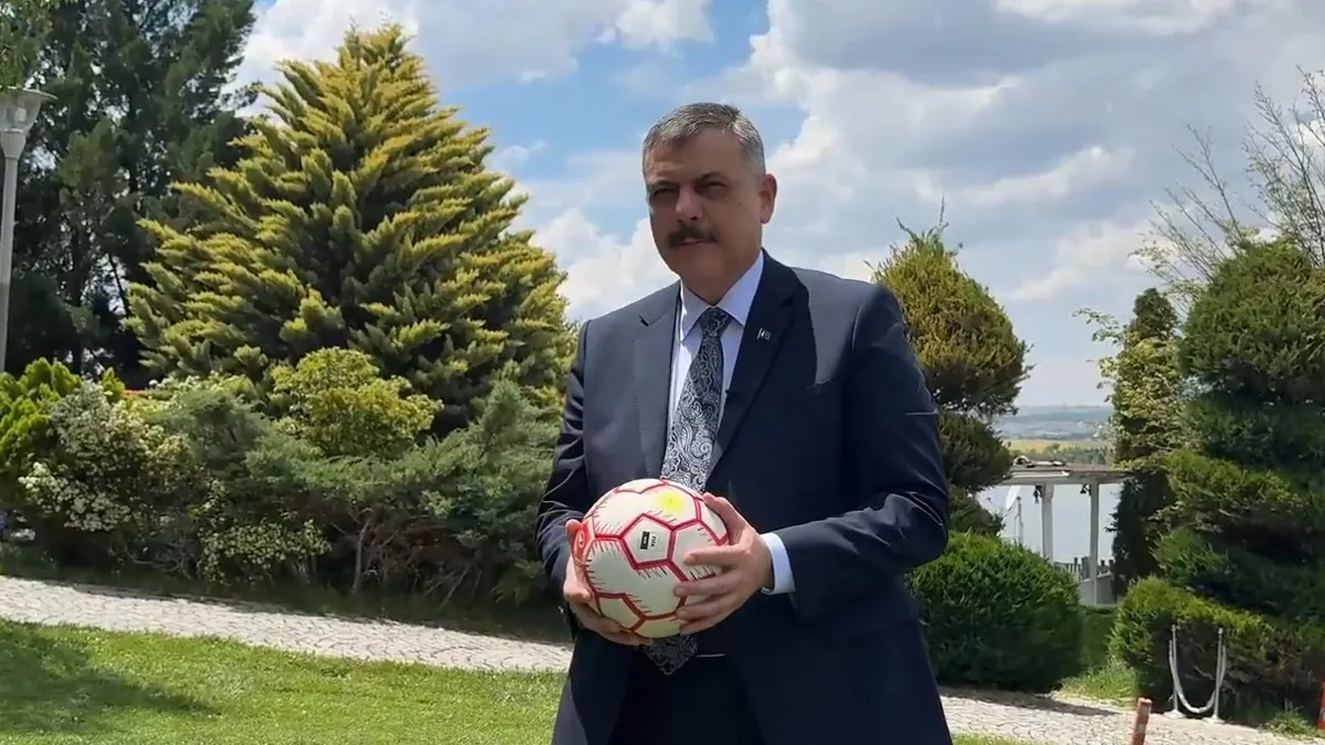 İçişleri Bakanlığı'ndan Milli Takım'a destek klibi: Bakan Çiftçi de kamera karşısına geçti