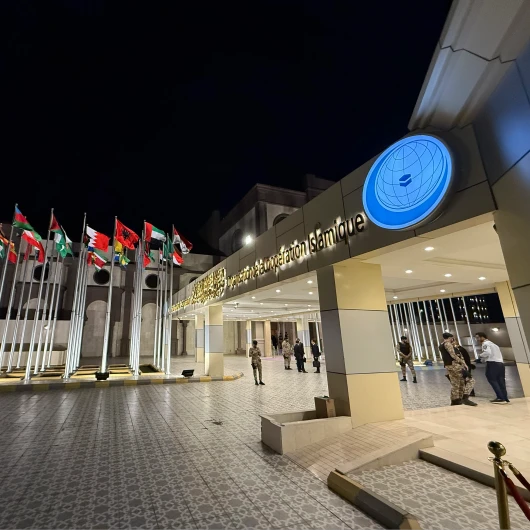 İİT Dönem Başkanlığı Türkiye'den Irak'a Devrediliyor