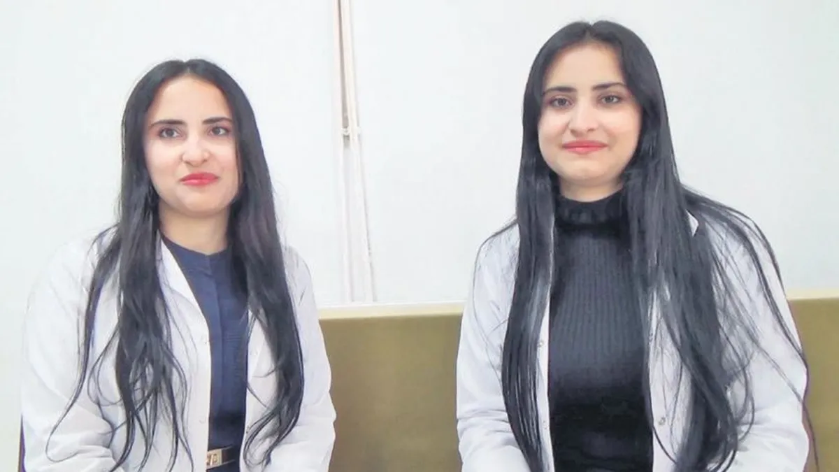 İkiz kardeşler aynı okulda öğretmenlik yapıyor