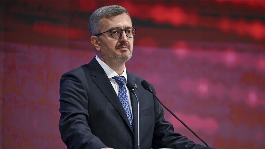İletişim Başkanı Duran, Prof. Dr. Fuat Sezgin'i andı