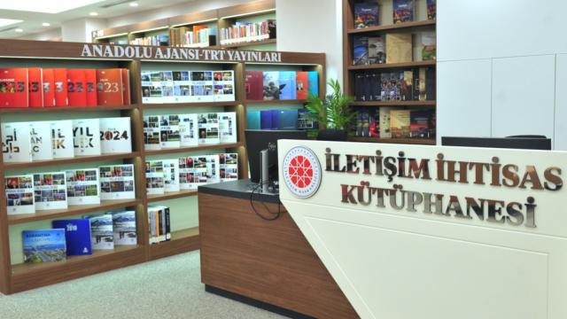 İletişim İhtisas Kütüphanesi'ne kurumsal sorumluluk ödülü