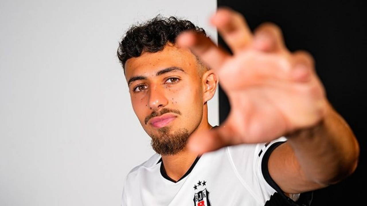 İlhan Fakılı: Beşiktaş'ta forma giymek için sabırsızlanıyorum