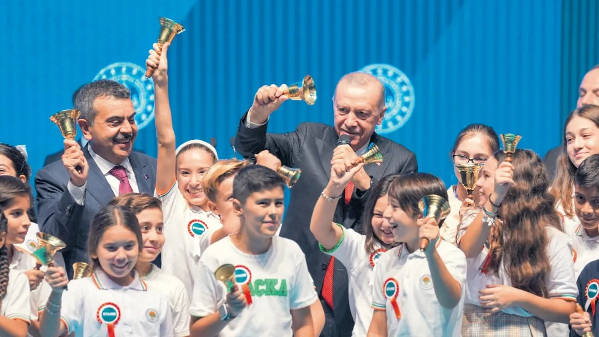 İlk Ders Zili Gazzeli Çocuklar İçin Çalacak
