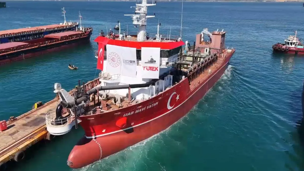 İlk yerli ve millî tarama gemisi UAB MAVİ VATAN suya indi